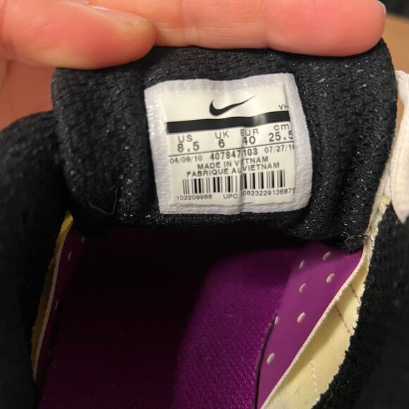 Nike Dual Fusion Women’s Running Shoes, Size 8.5 Purple White Waffle - Picture 6 of 7